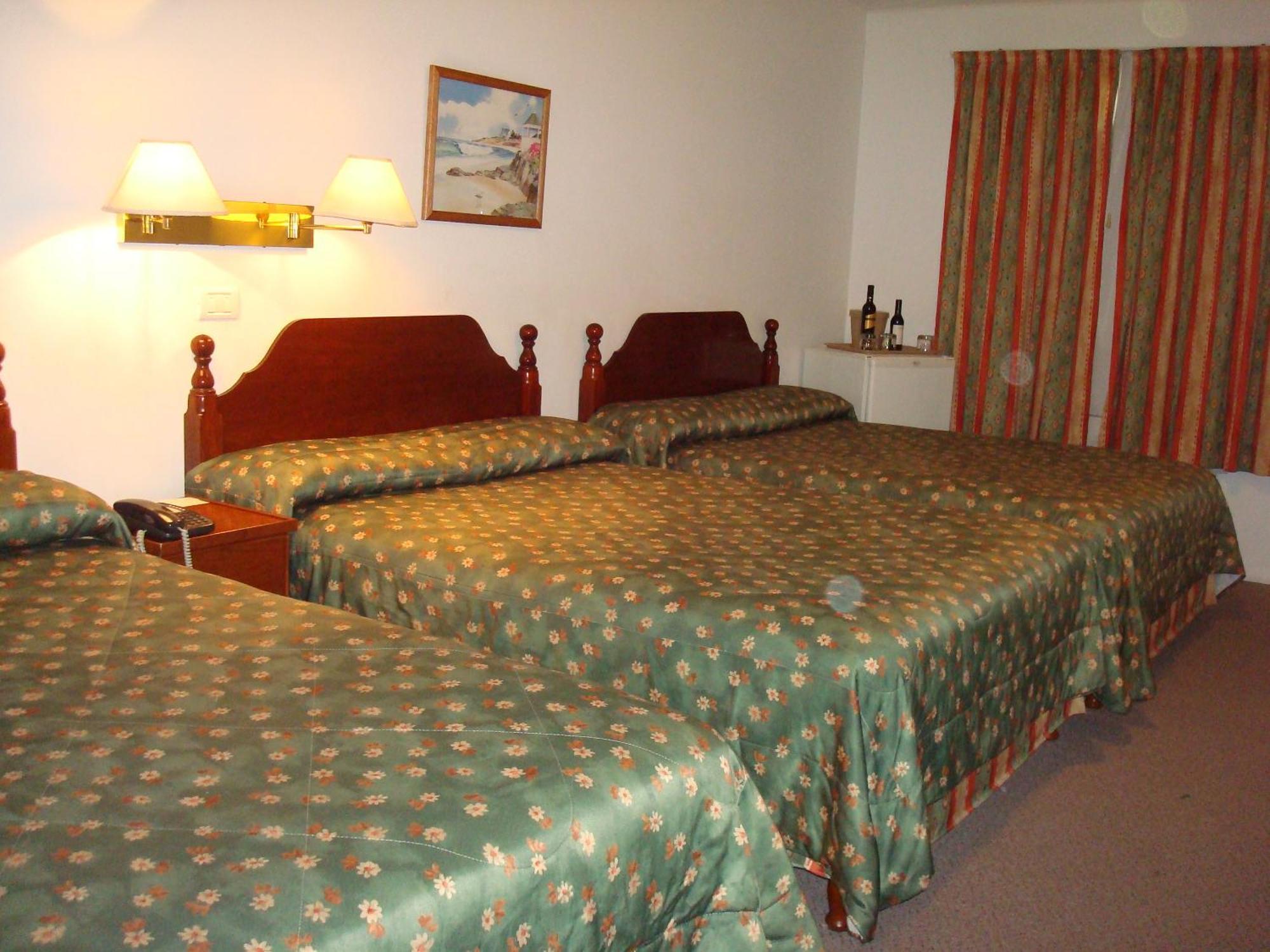 Family Inn San Rafael  Eksteriør bilde