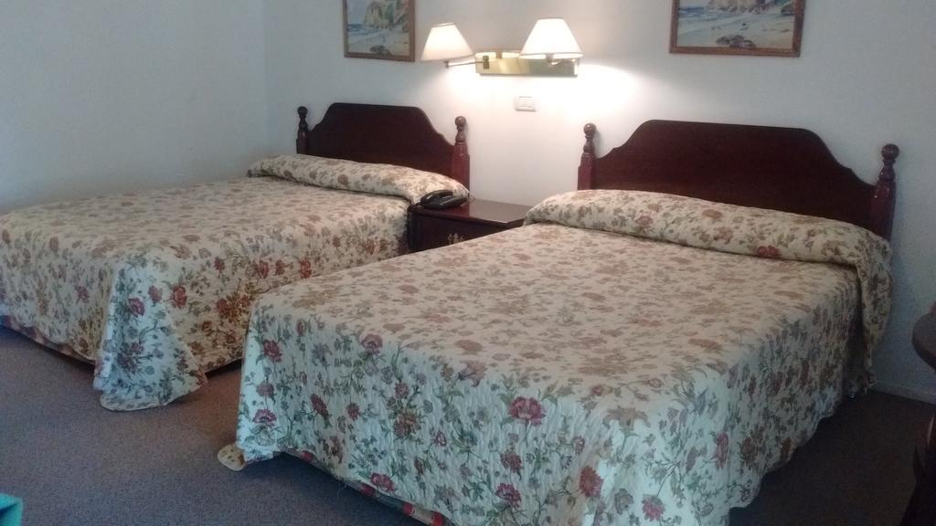 Family Inn San Rafael  Eksteriør bilde
